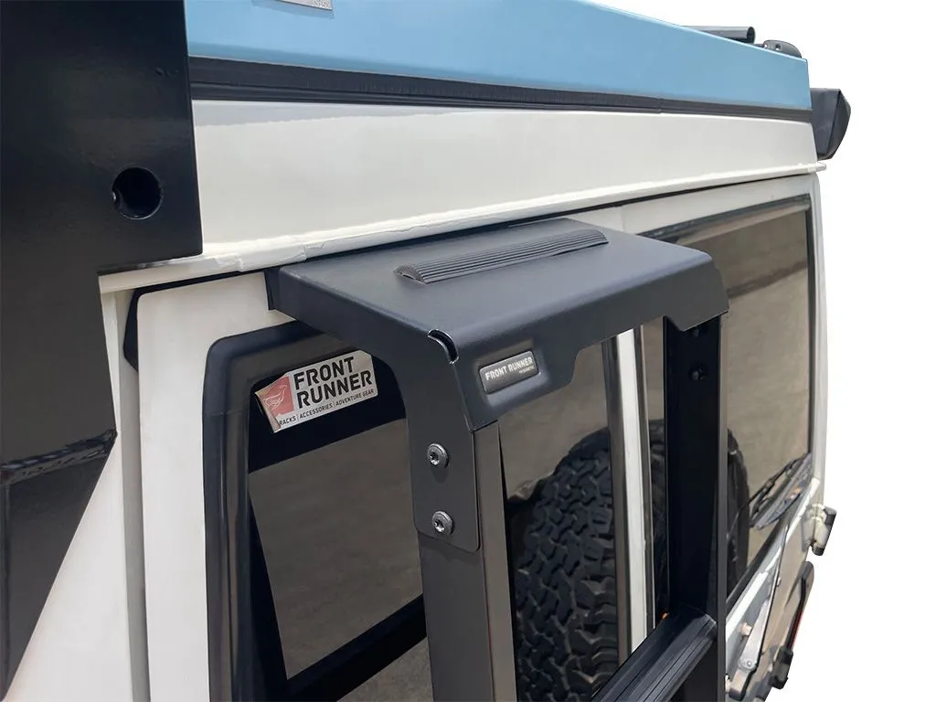 LC75/78 Troopy Ladder